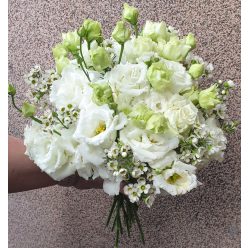 Menyasszonyi csokor szellőrózsából 