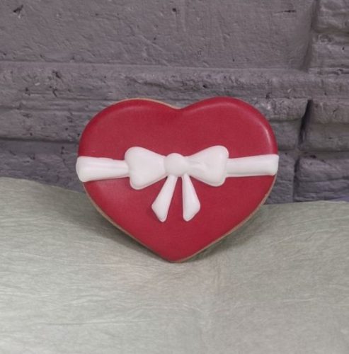 Kézműves mézeskalács szív masnival